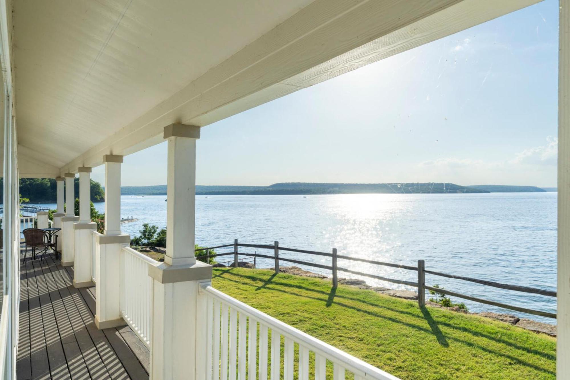 Crosstimbers Marina And Cottages Sperry Экстерьер фото