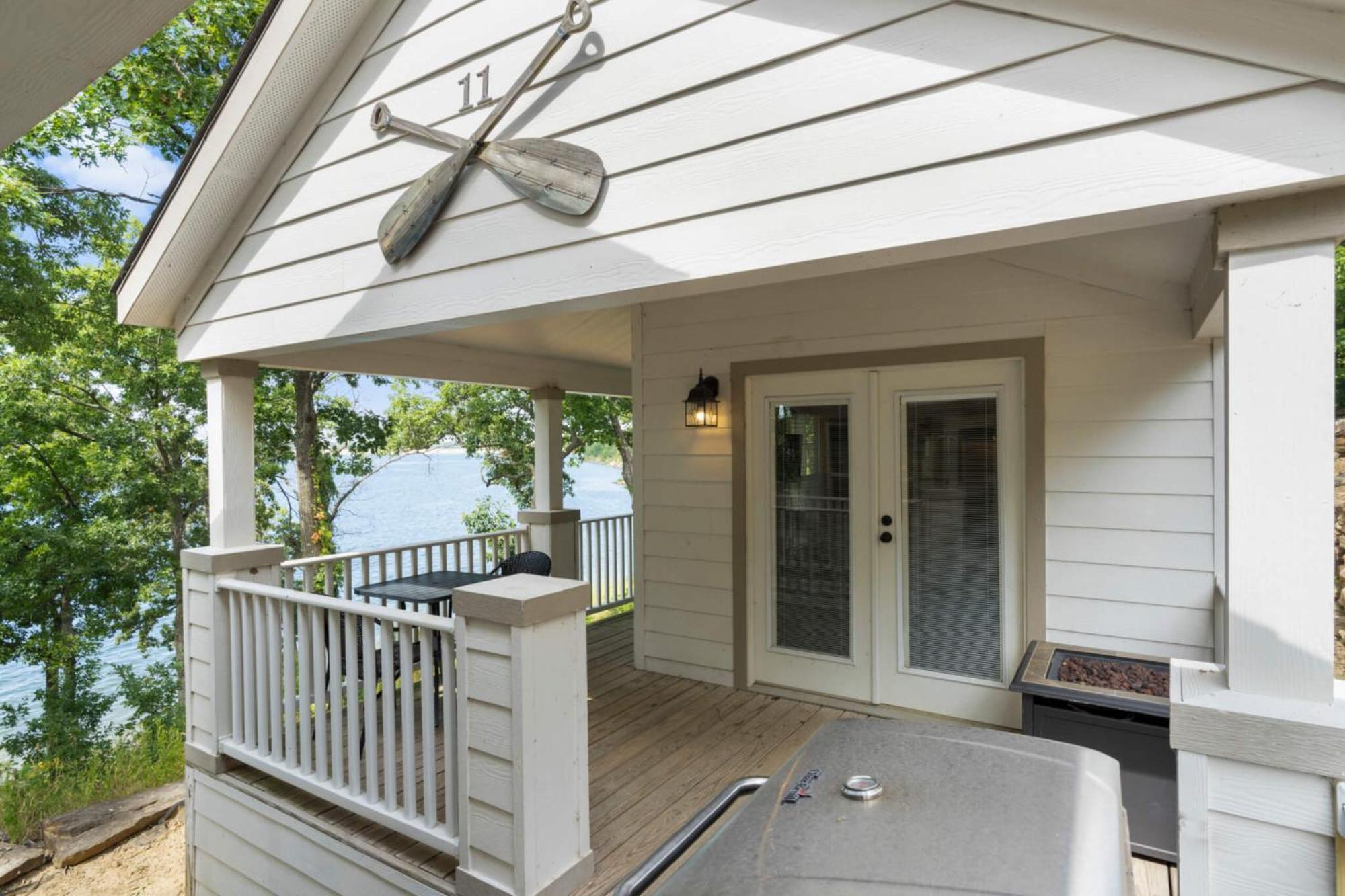 Crosstimbers Marina And Cottages Sperry Экстерьер фото