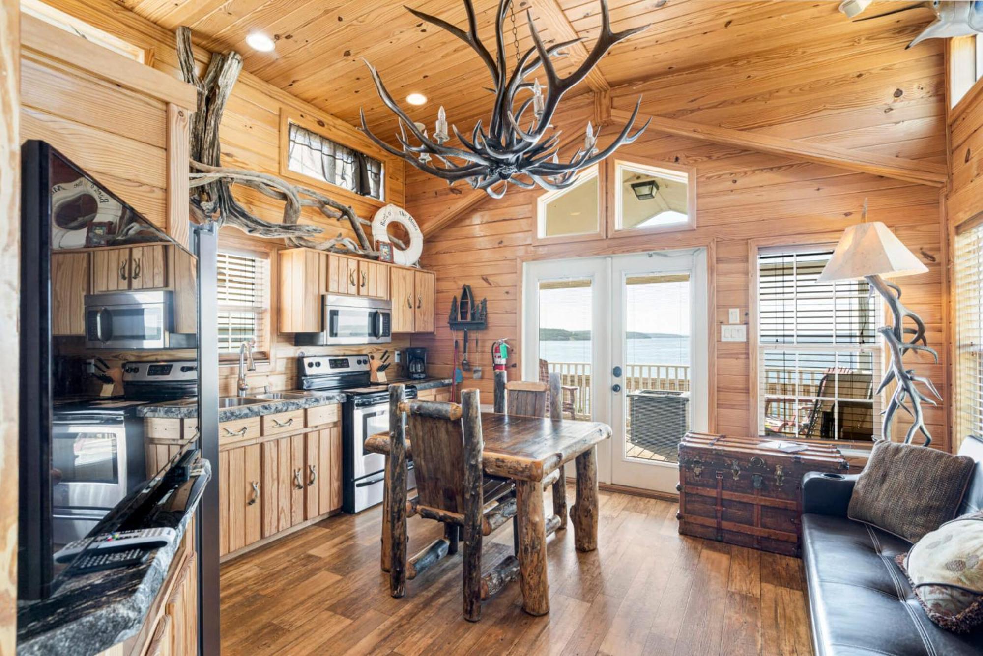 Crosstimbers Marina And Cottages Sperry Номер фото