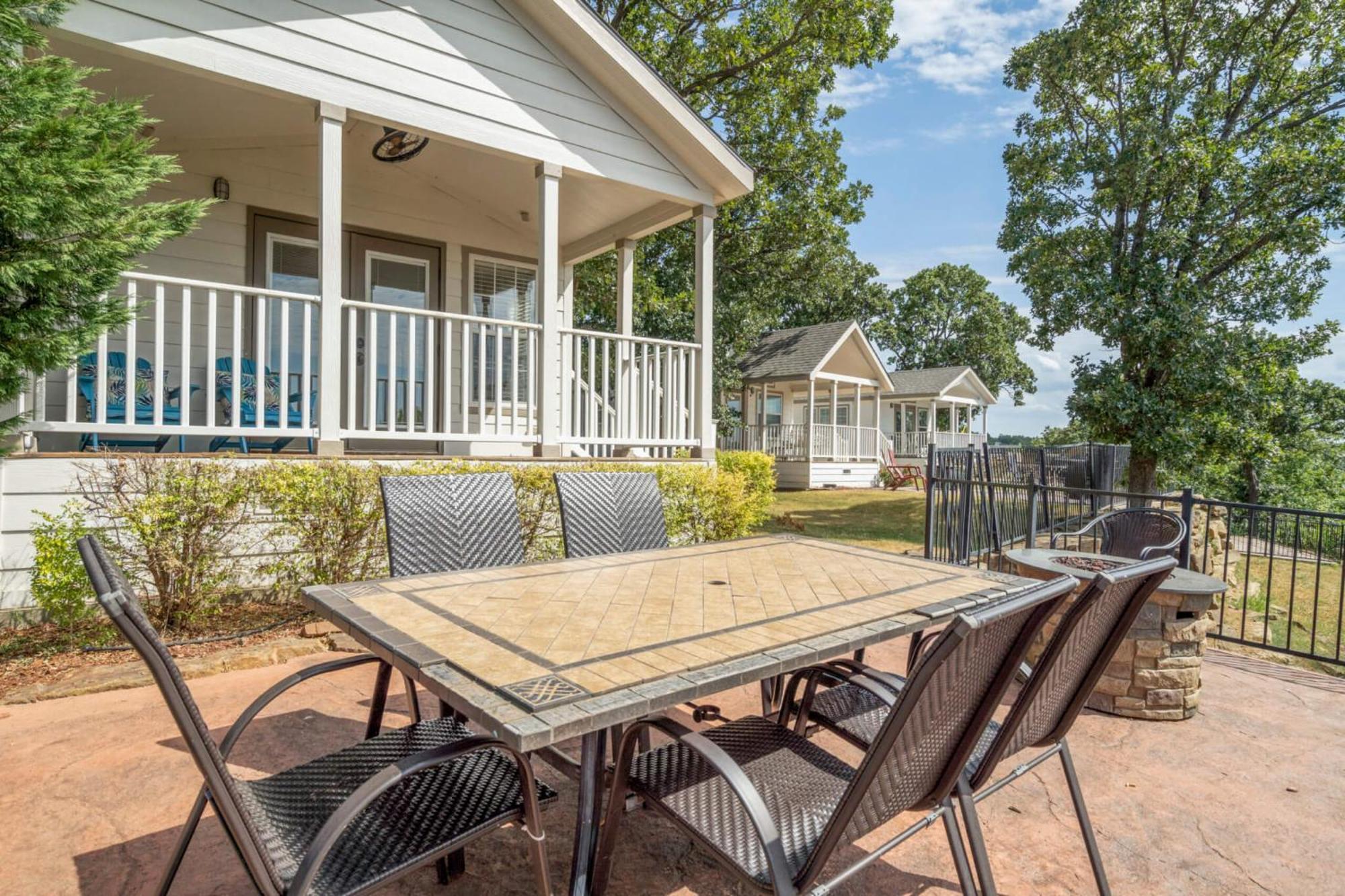 Crosstimbers Marina And Cottages Sperry Экстерьер фото