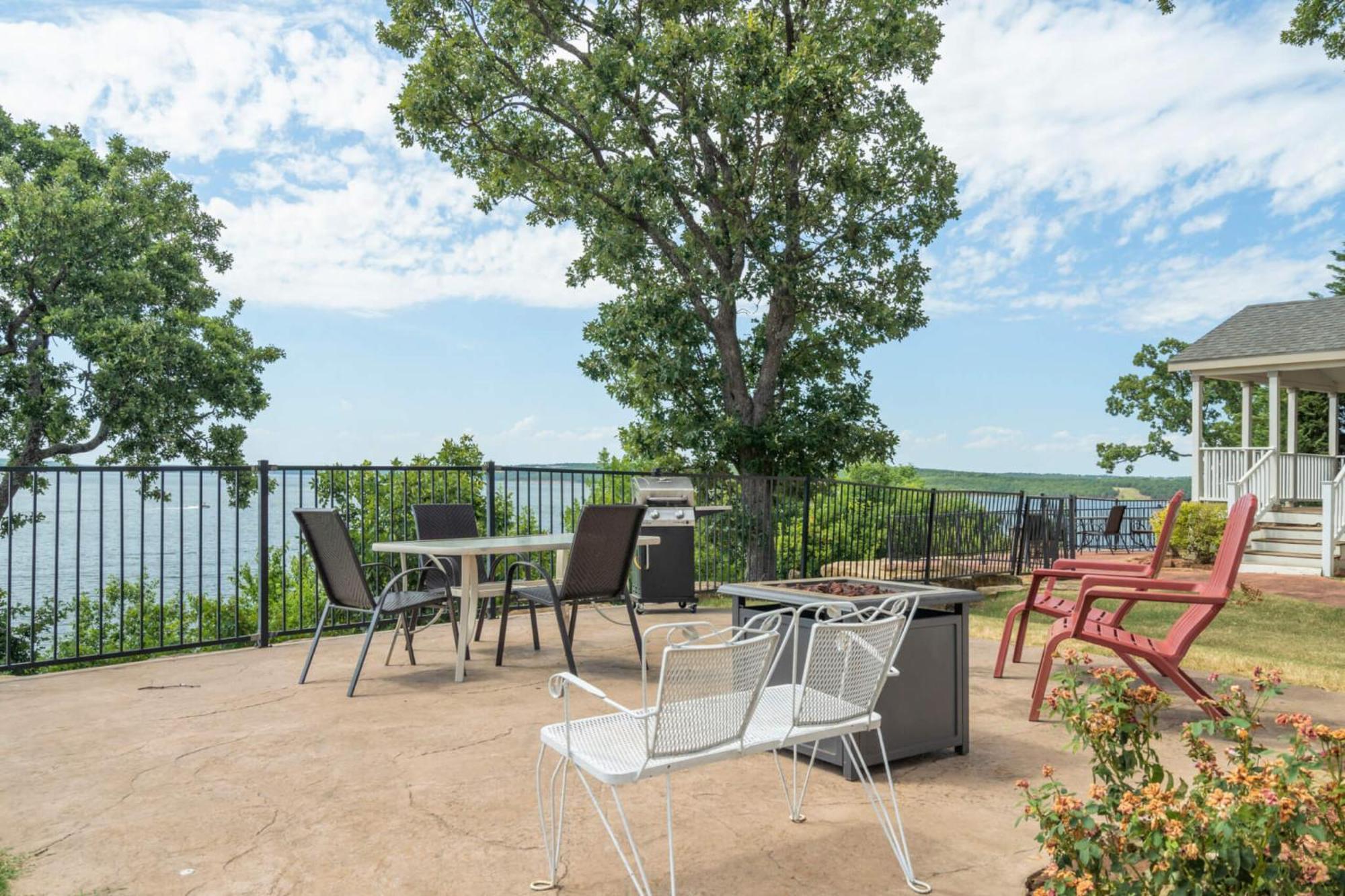 Crosstimbers Marina And Cottages Sperry Экстерьер фото