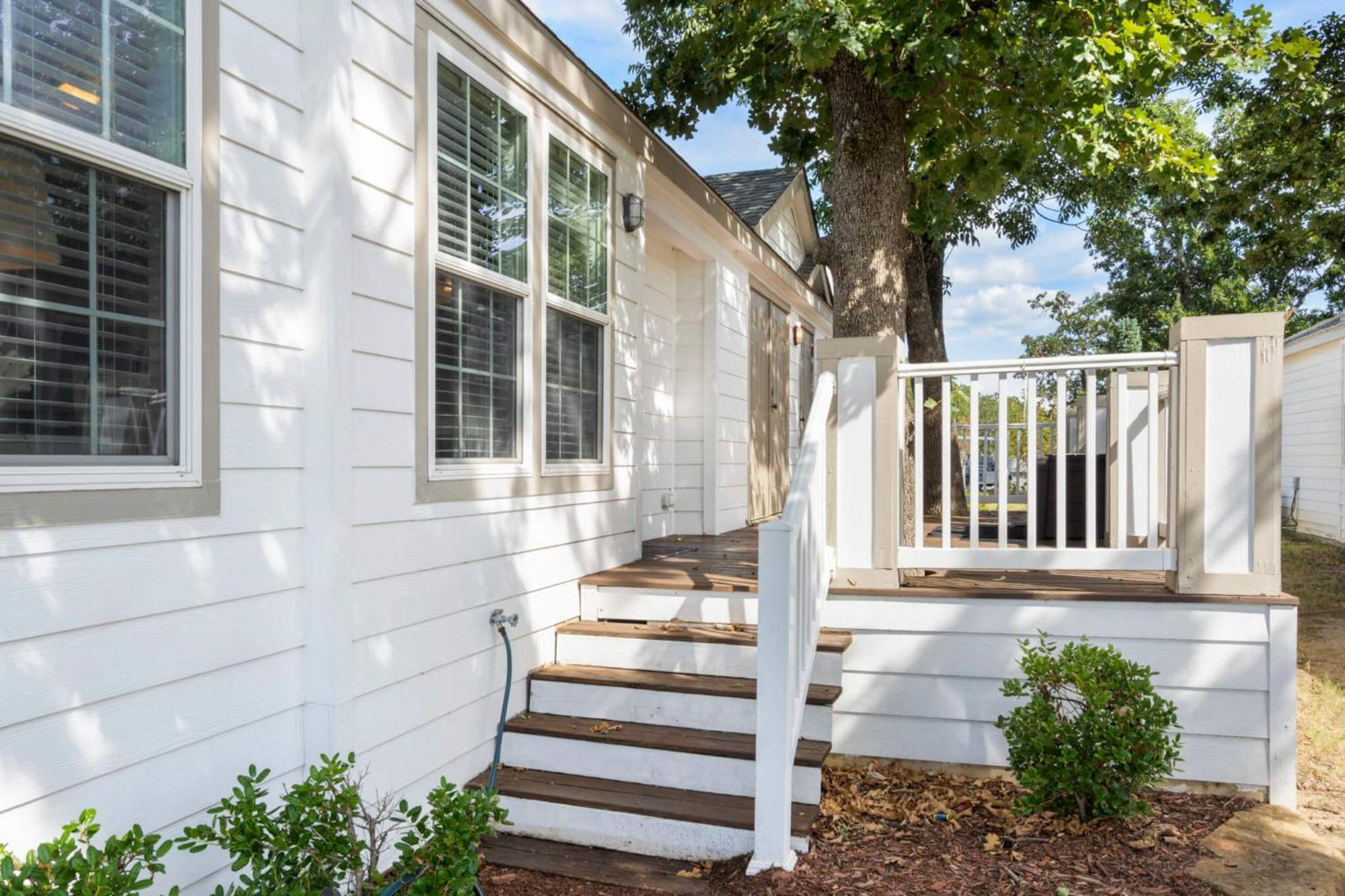 Crosstimbers Marina And Cottages Sperry Экстерьер фото